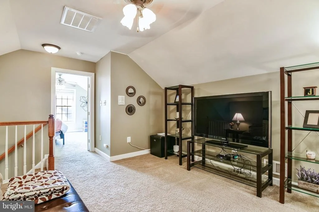 Photo of 13903 BROMFIELD ROAD
