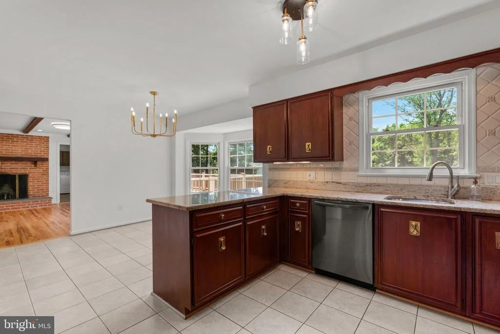 Photo of 11816 KEMP MILL ROAD