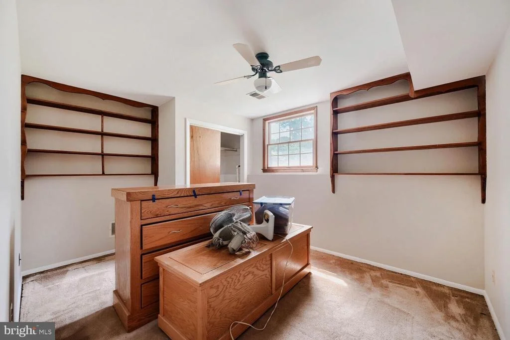 Photo of 304 PINE CIRCLE