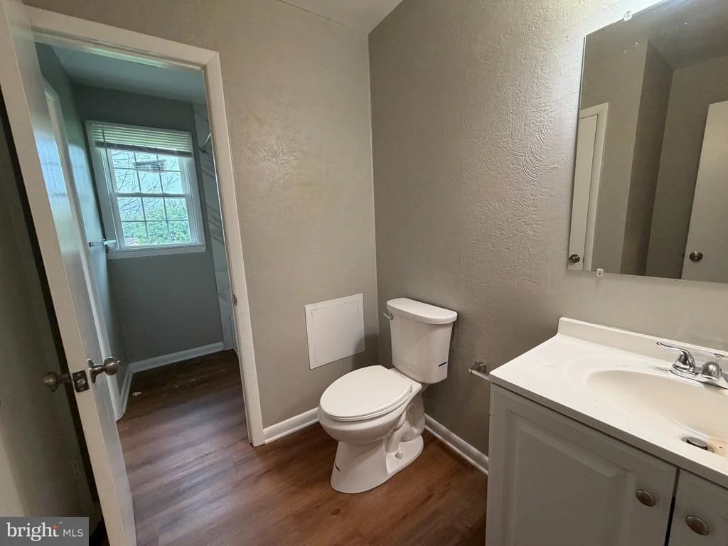Photo of 3 SPRINGVIEW BOULEVARD