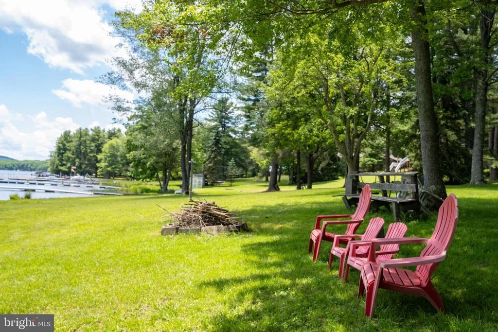 Photo of 507 SHORELINE DRIVE