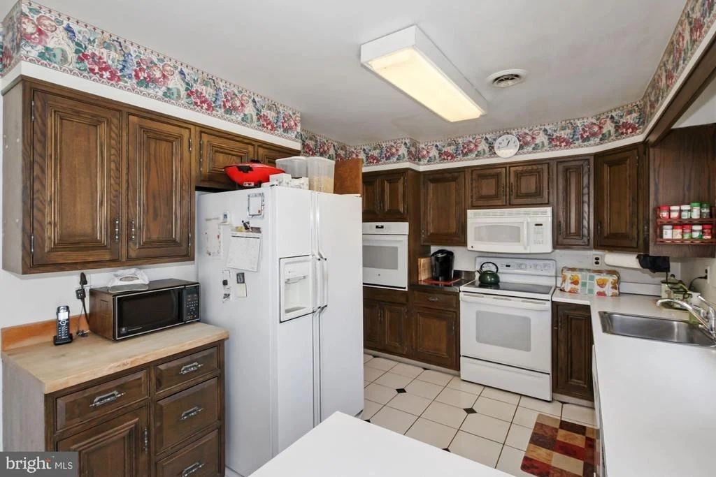 Photo of 17335 DONORA ROAD