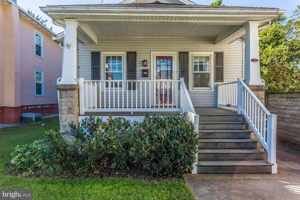 Photo of 104 8TH STREET