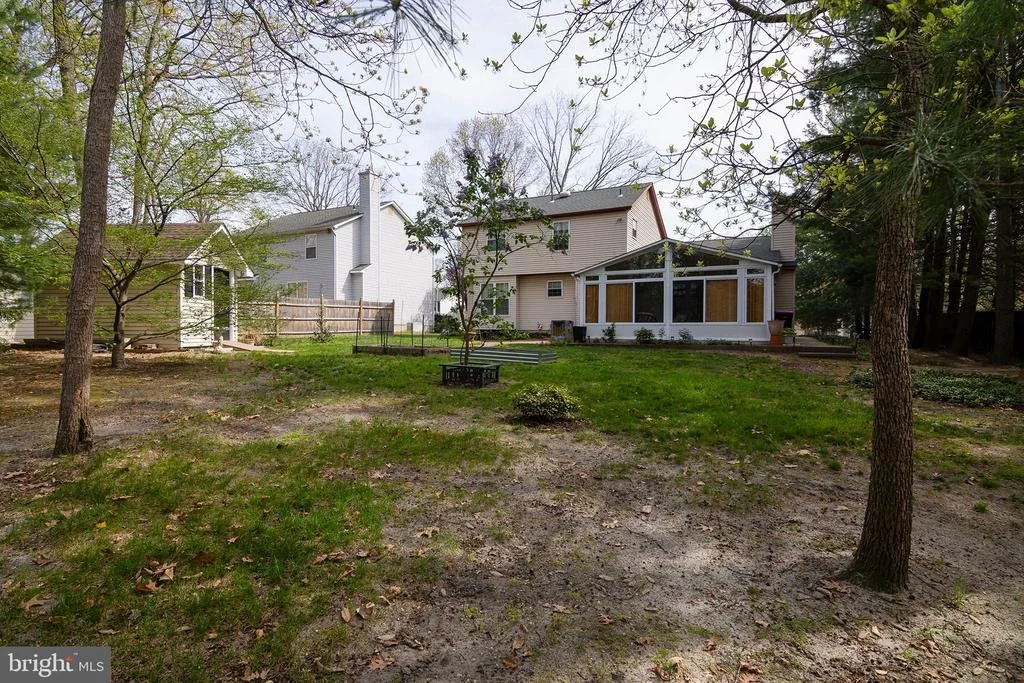 Photo of 18 ABERDEEN DRIVE