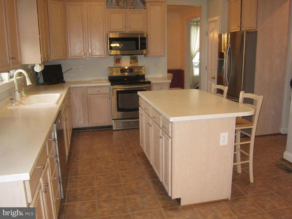 Photo of 4838 BROOM DRIVE
