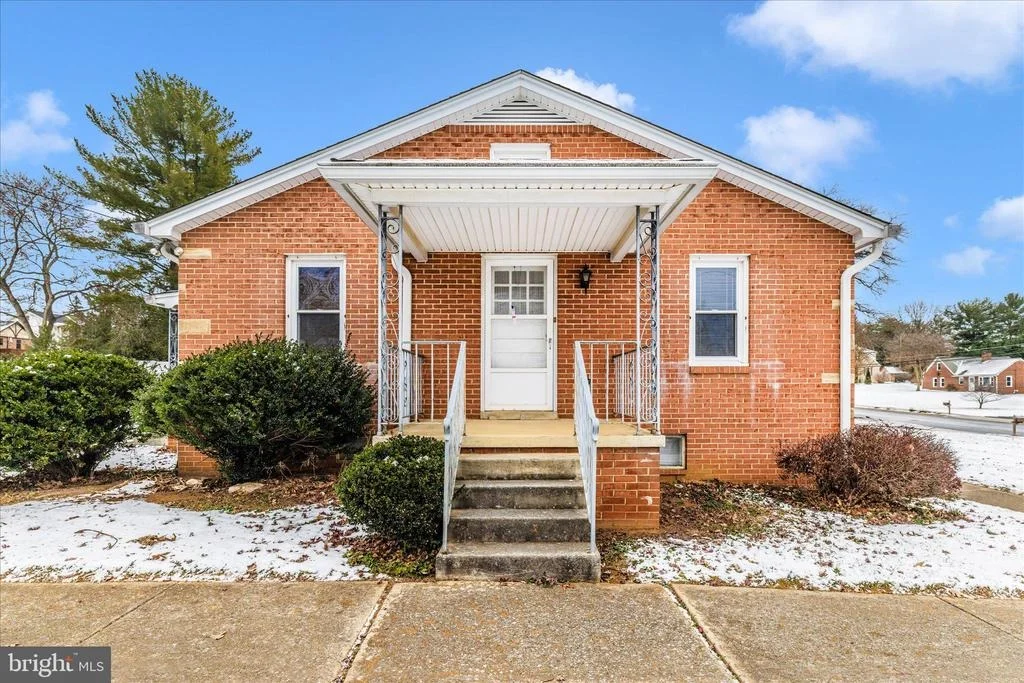 Photo of 215 BROAD STREET