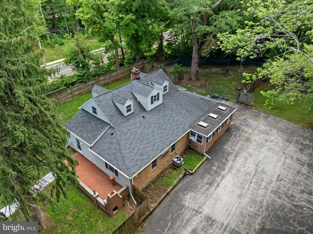Photo of 7301 WOODYARD ROAD