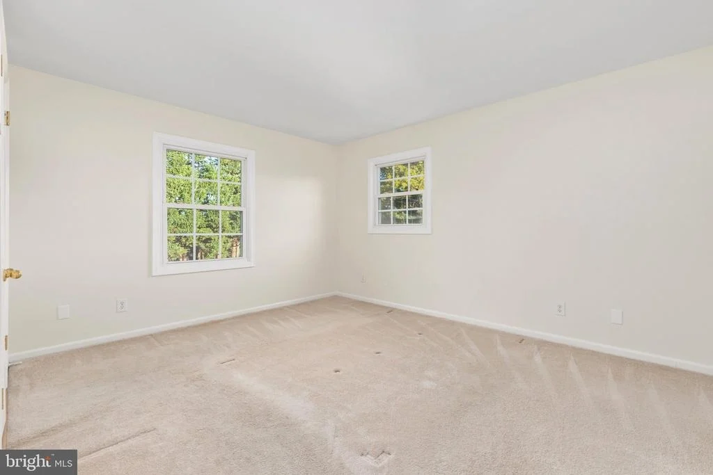 Photo of 327 RIDGE AVENUE