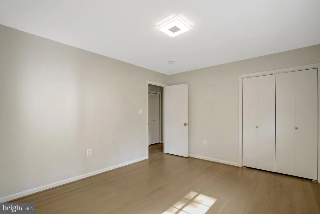 Photo of 3820 WINTERSET DRIVE
