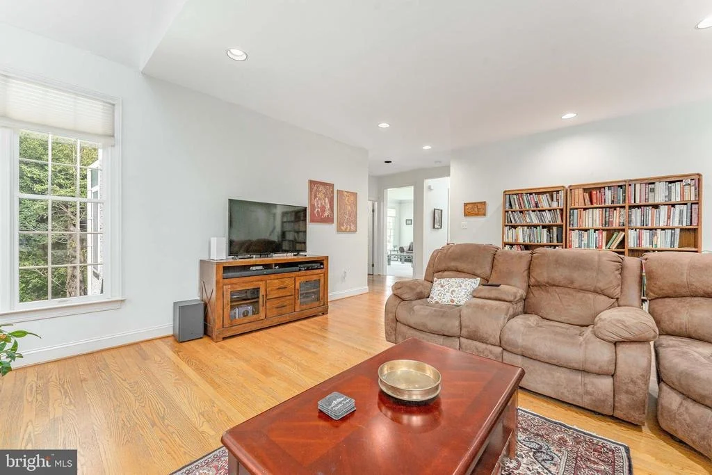 Photo of 936 KILDUFF CIRCLE