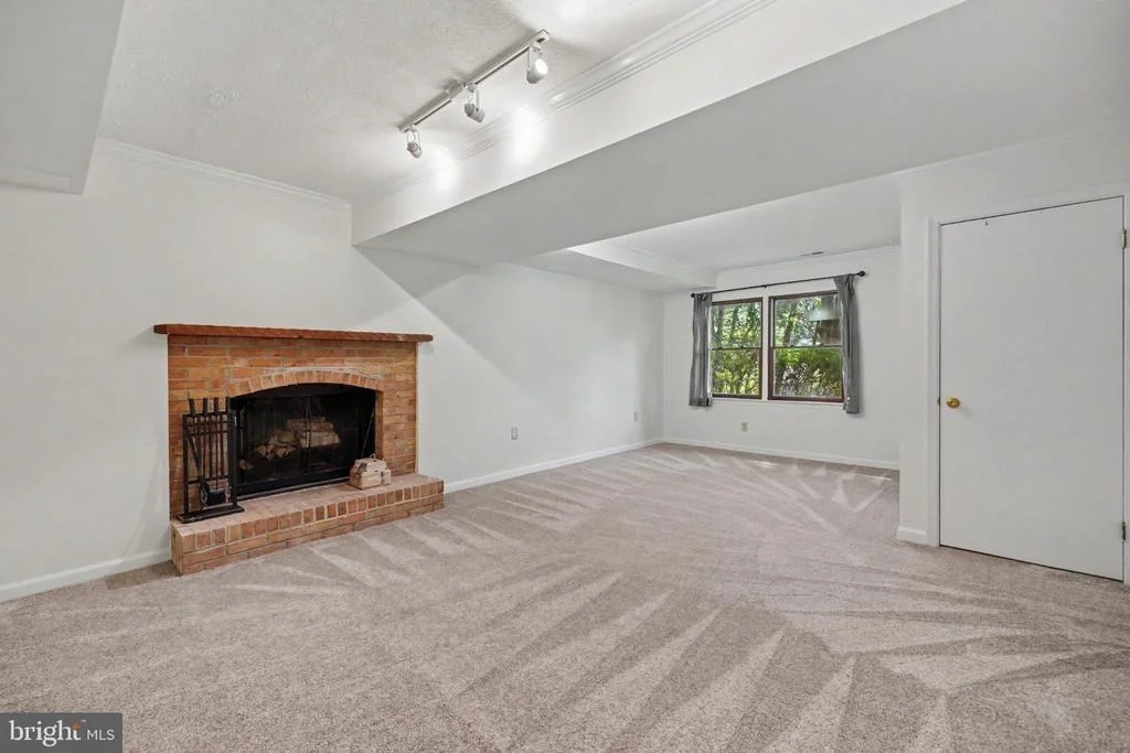 Photo of 7 SENECA TERRACE