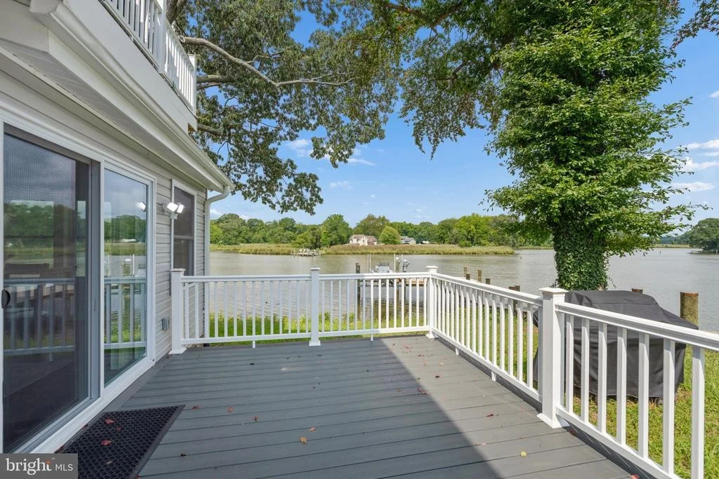 Photo of 456 DEALE ROAD