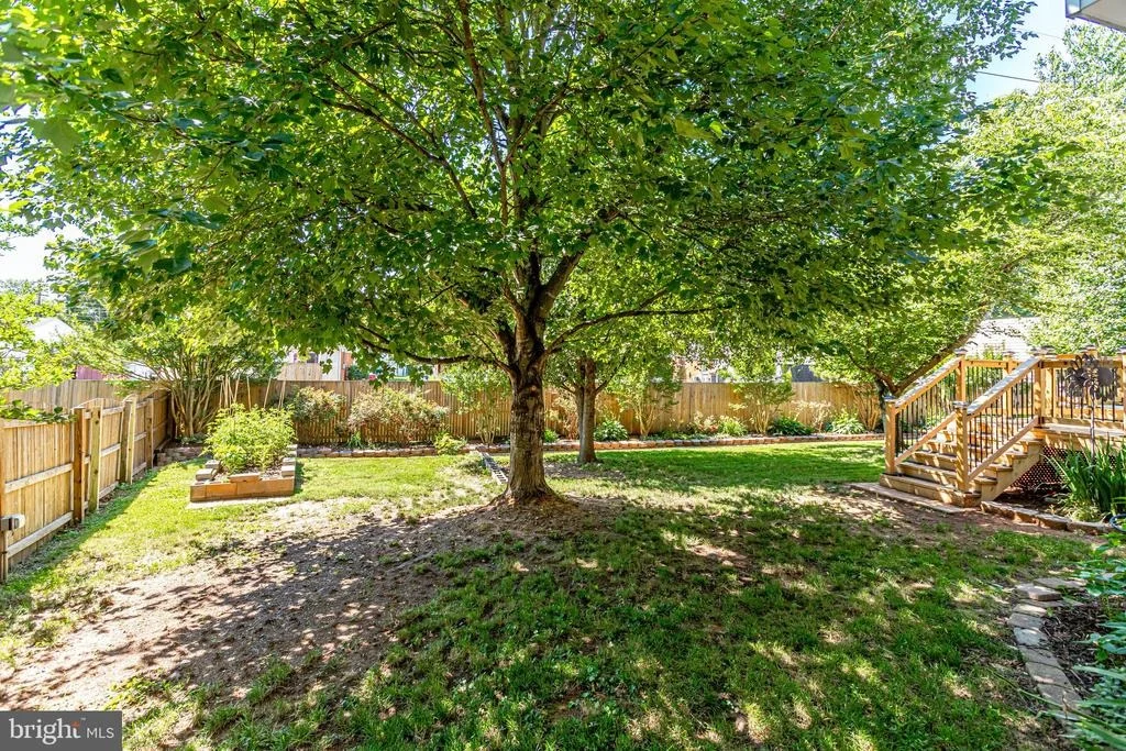 Photo of 7619 CROYDON PLACE