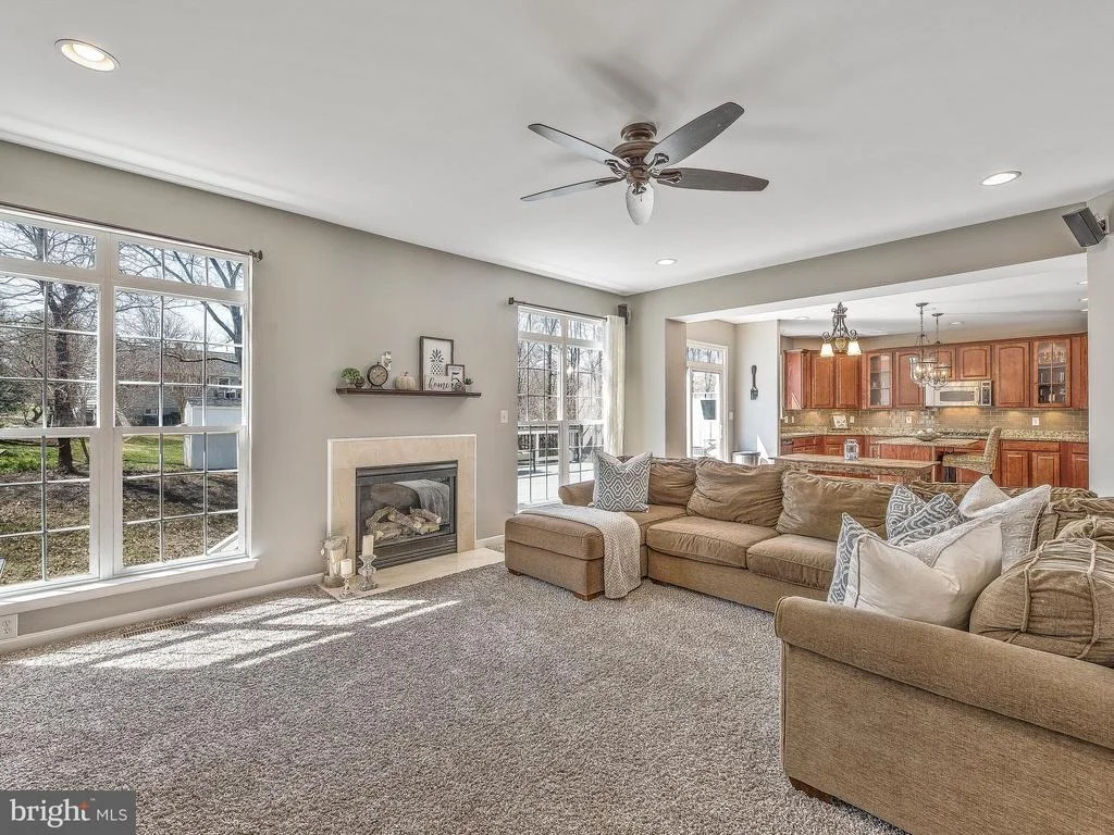 Photo of 6122 CLEMENTS LANE