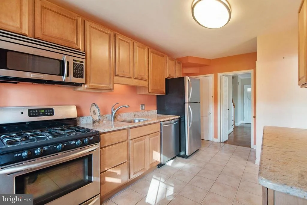 Photo of 3900 DEEPWOOD ROAD
