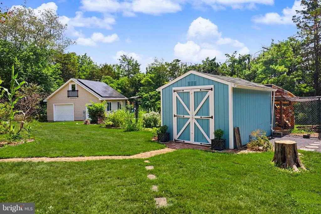 Photo of 2105 SHAWN DRIVE