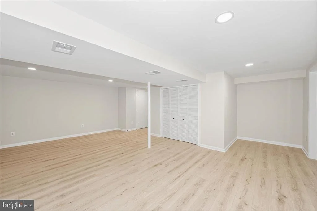 Photo of 8624 PARLIAMENT DRIVE