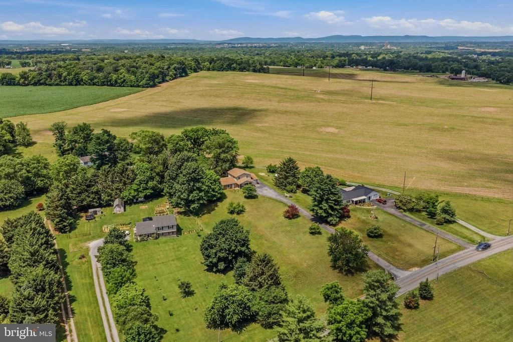 Photo of 11728 WHITE HALL ROAD