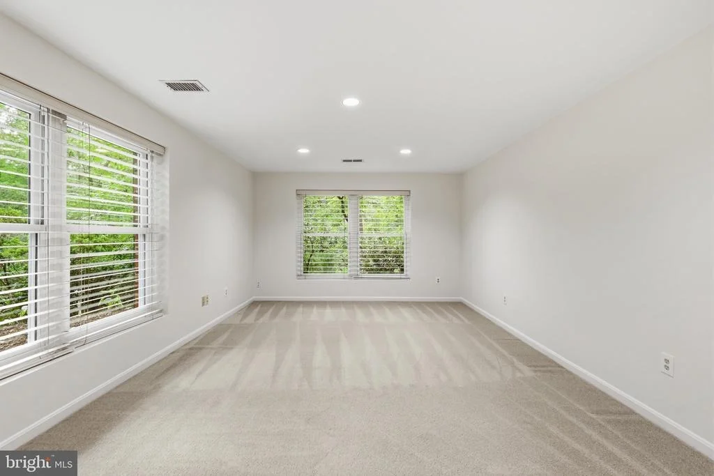 Photo of 10811 MIDSUMMER DRIVE