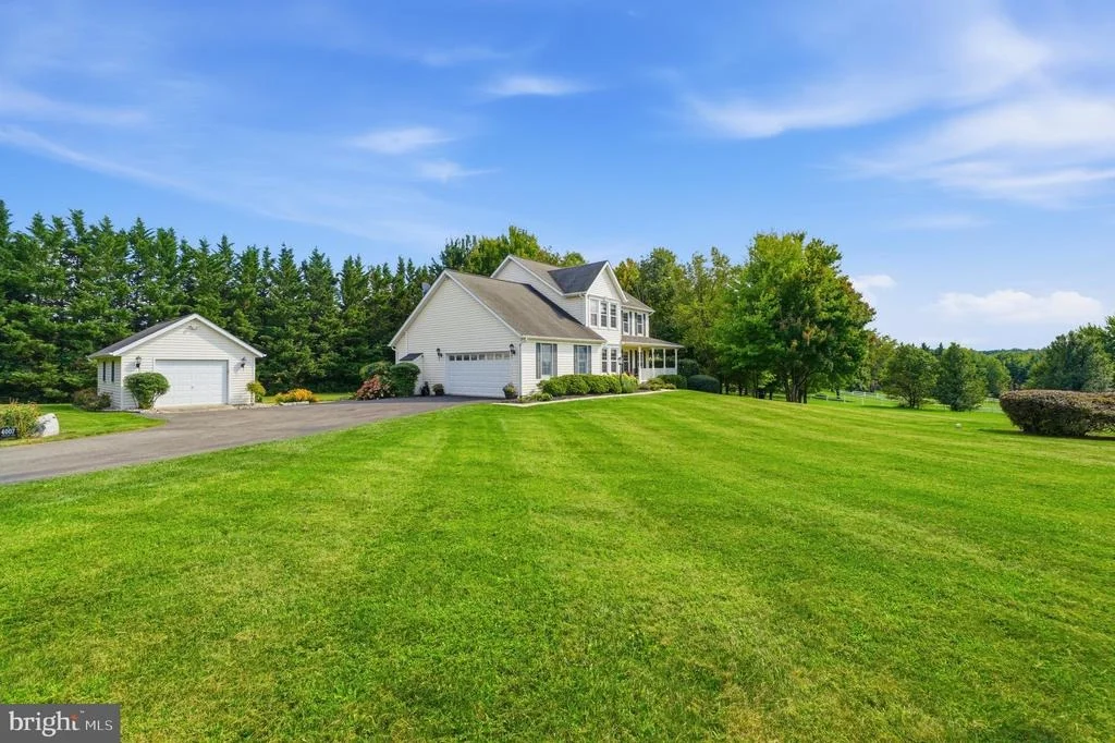 Photo of 4007 WINDWARD DRIVE