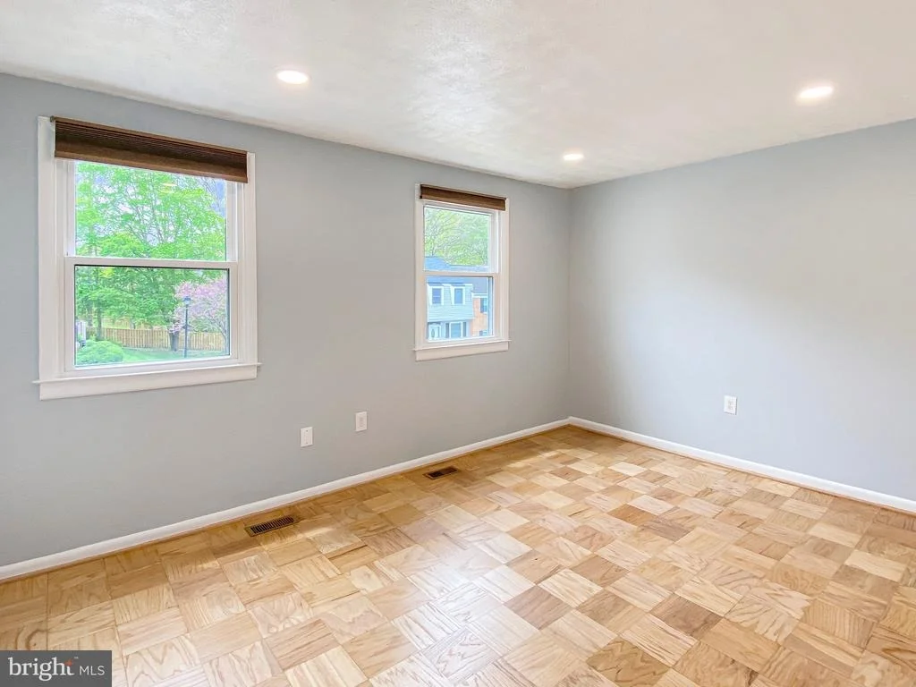Photo of Unit 1G at 8352 IMPERIAL DRIVE
