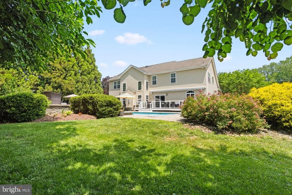 Photo of 3325 COX ROAD