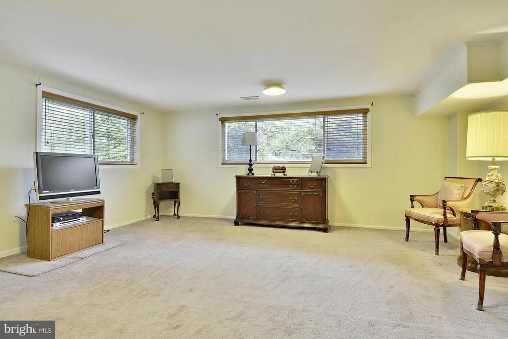 Photo of 2401 HARMON ROAD