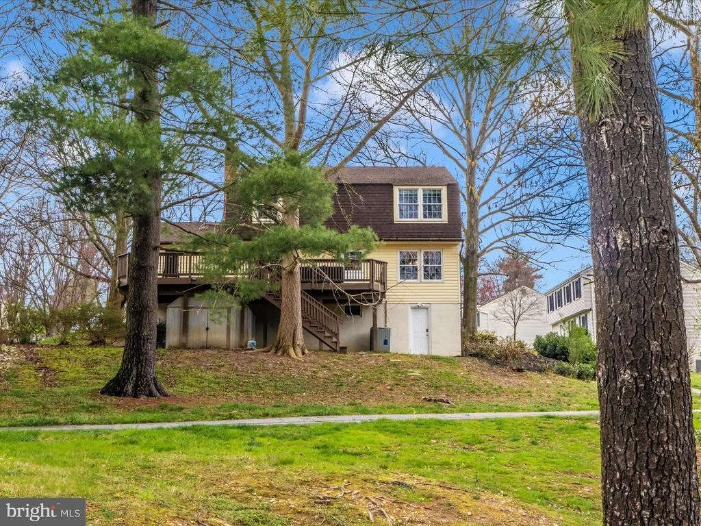 Photo of 9355 WINDBELL WAY