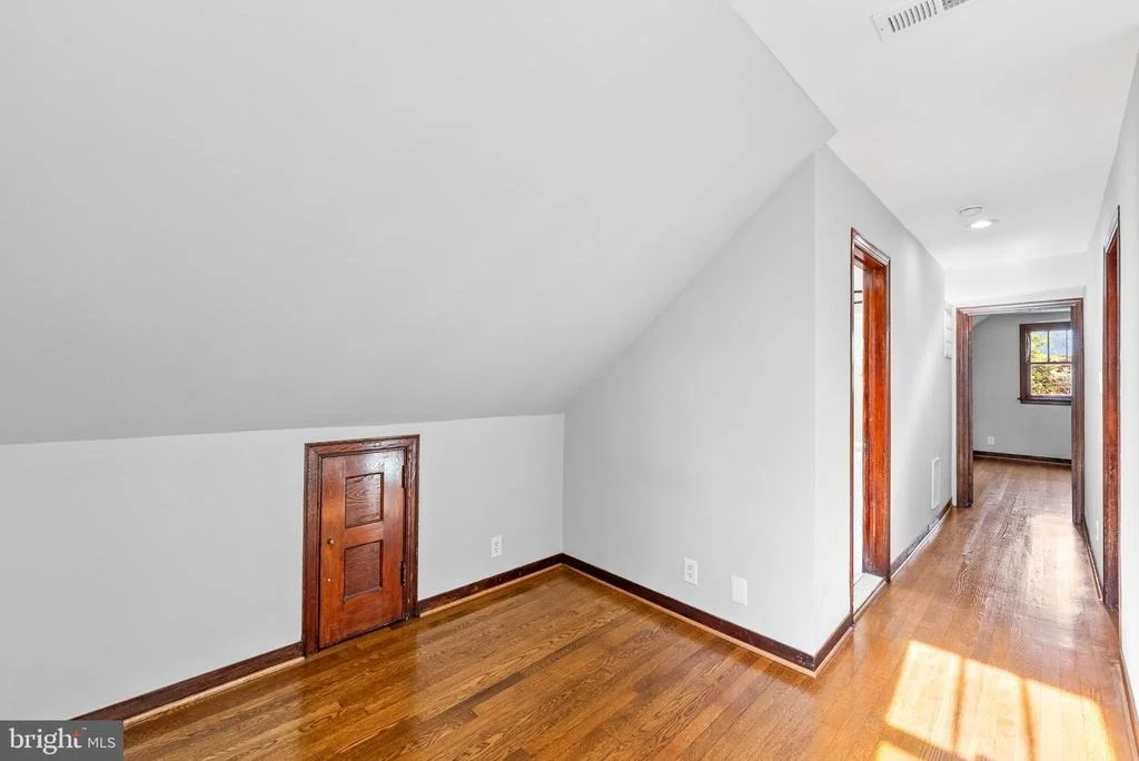 Photo of 232 TUCKERMAN STREET NW