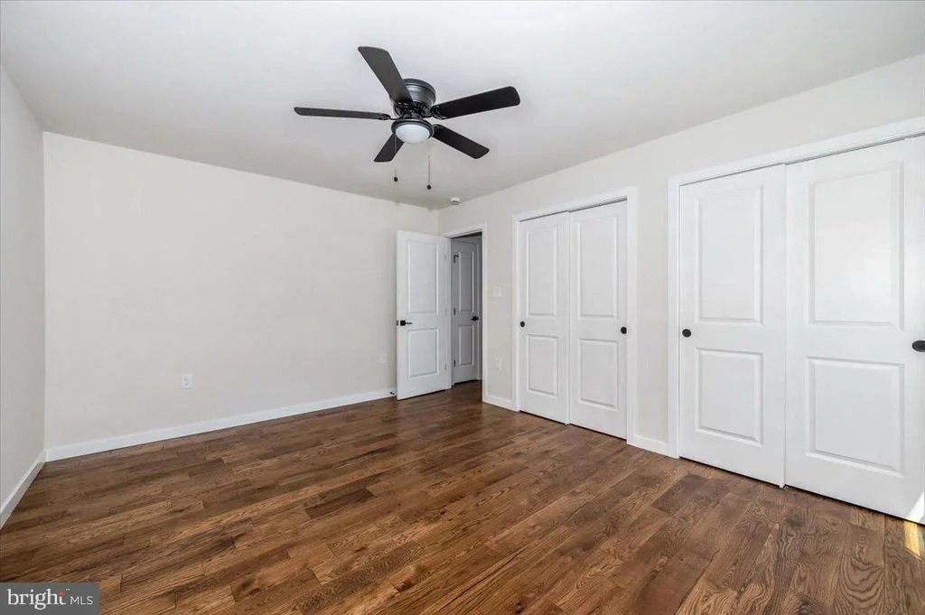 Photo of 460 SHADE TREE LANE