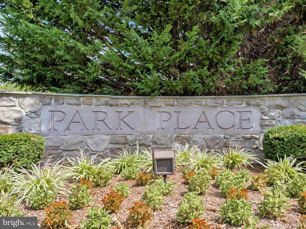 Photo of Unit 313 at 2500 WATERSIDE DRIVE