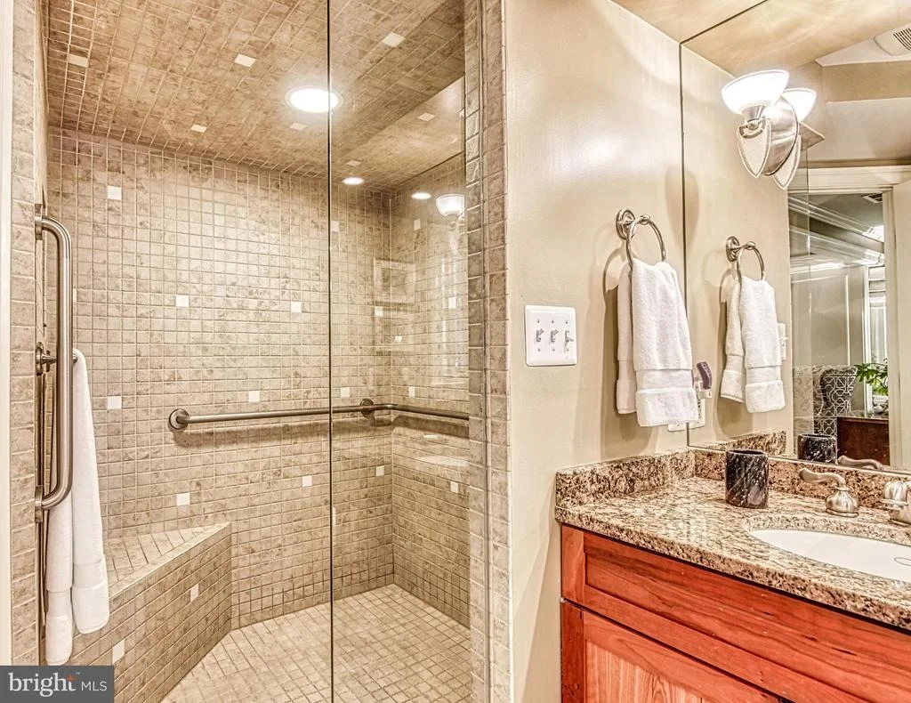 Photo of 907 JUNIPER PLACE