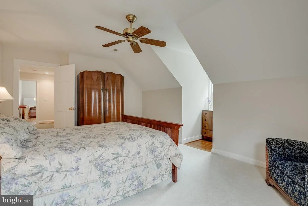 Photo of 6504 GRIFFITH ROAD