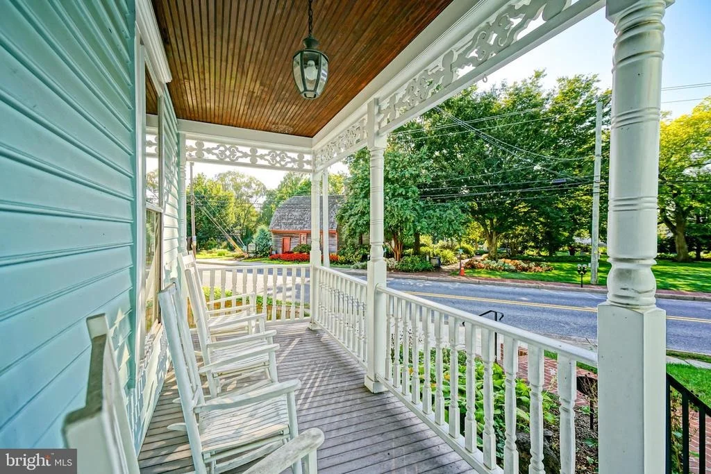 Photo of 111 KINGS HIGHWAY