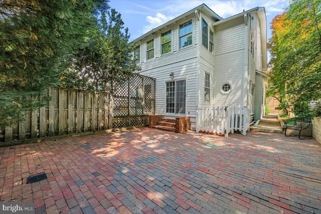 Photo of 4651 Q STREET NW
