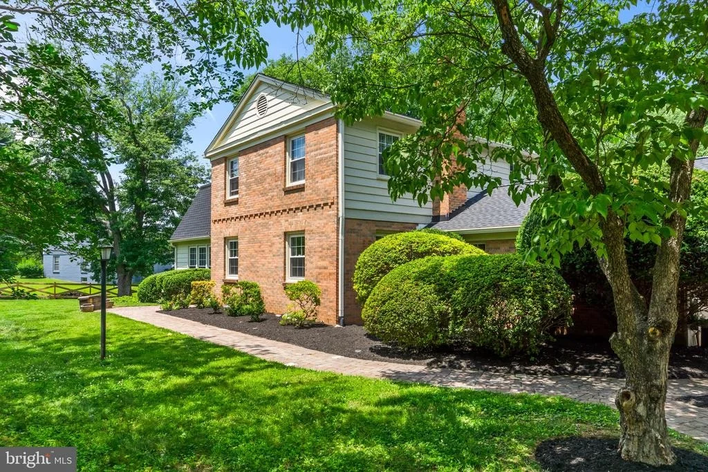 Photo of 12905 DARNESTOWN ROAD