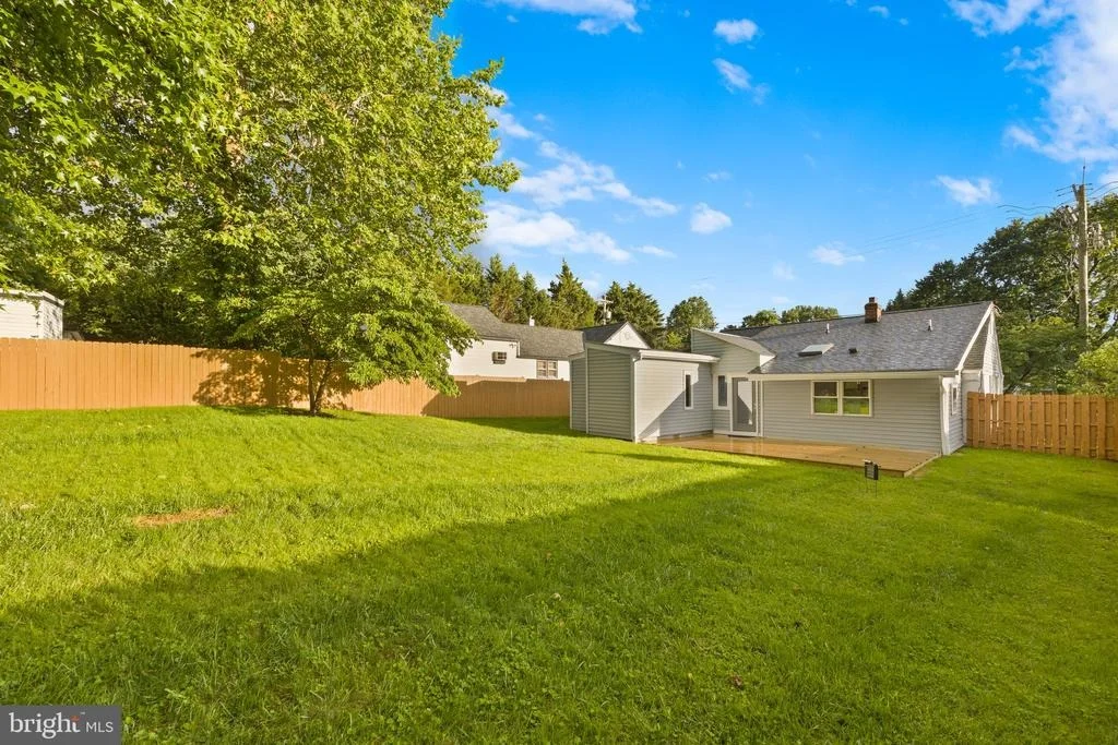 Photo of 12717 HOLDRIDGE ROAD