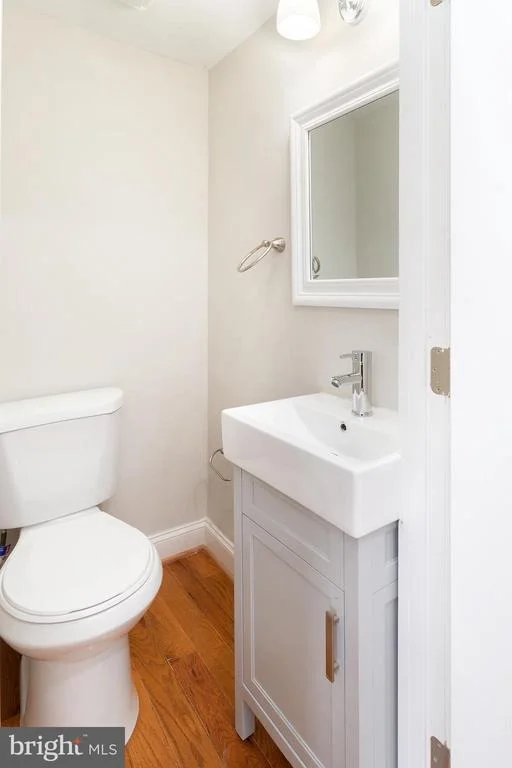 Photo of 4617 HILLSIDE ROAD SE