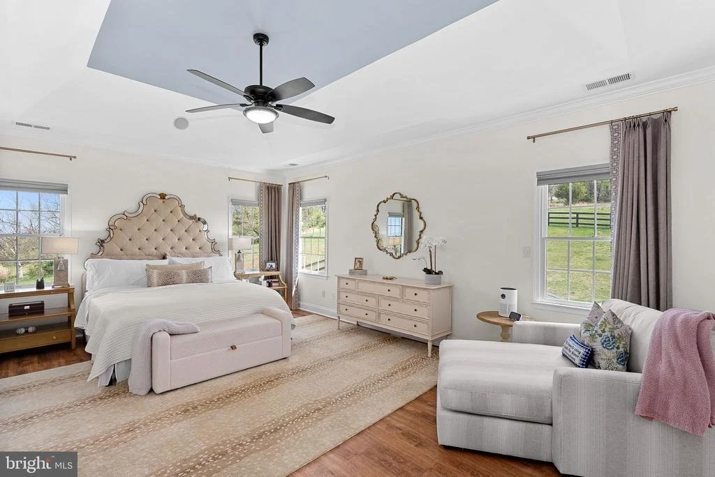 Photo of 15064 BARLOW DRIVE