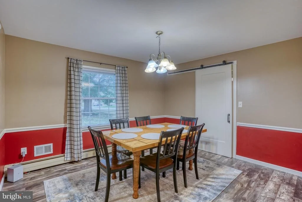 Photo of 103 S FAIRFIELD DRIVE