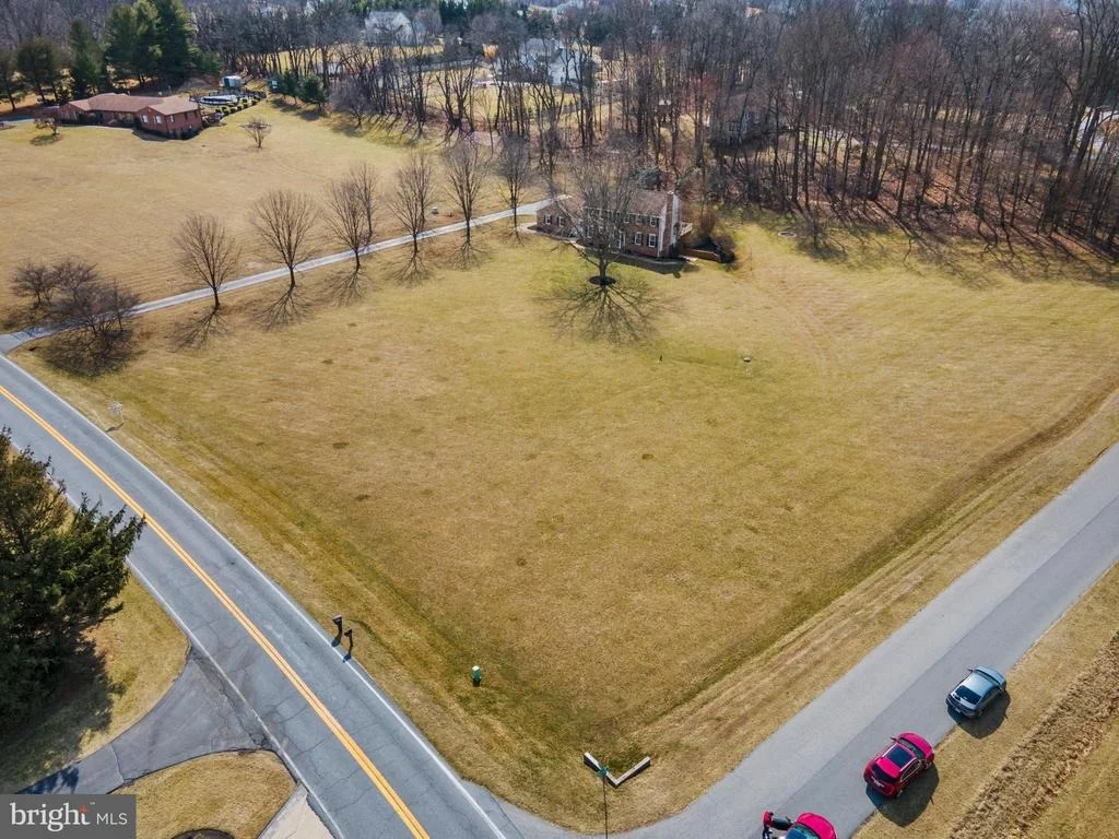 Photo of 3817 MOUNT AIRY DRIVE
