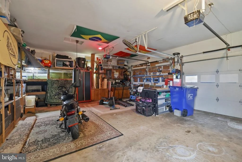 Photo of 7313 COVINGTONS CORNER ROAD