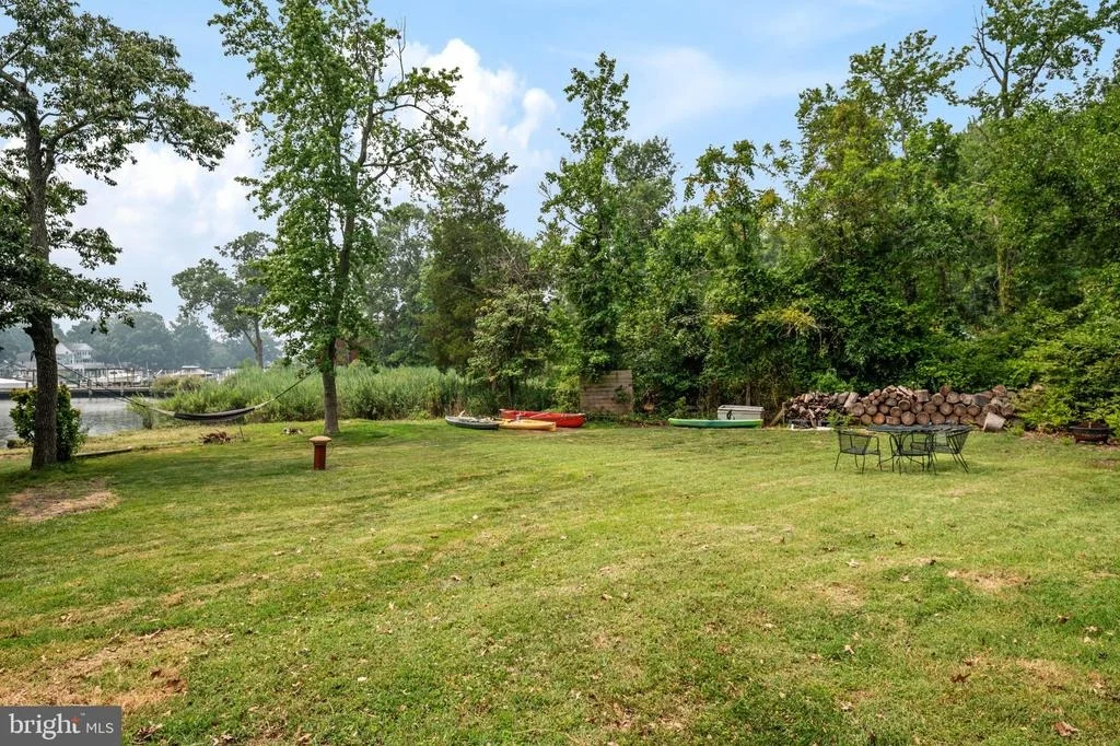 Photo of 1241 JOHNSON DRIVE
