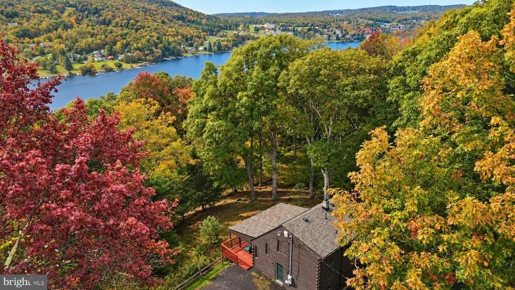 Photo of 150 LONGS OVERLOOK