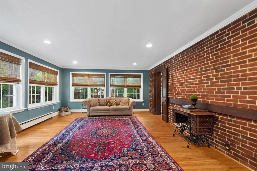 Photo of 7313 YORKTOWNE