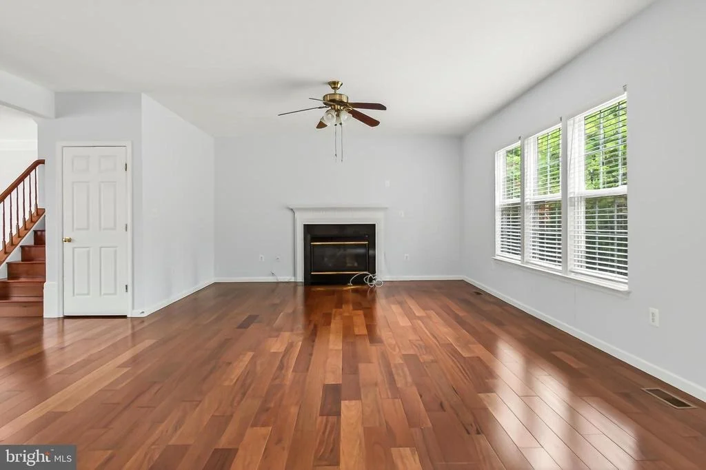 Photo of 25825 SPRING FARM CIRCLE