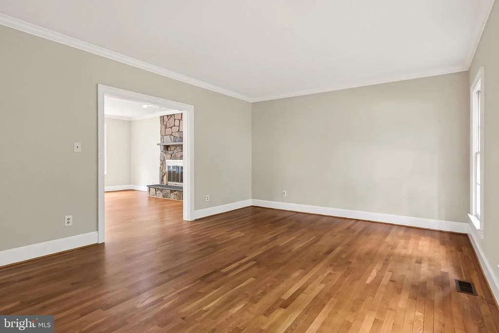 Photo of 15441 EAGLE TAVERN LANE