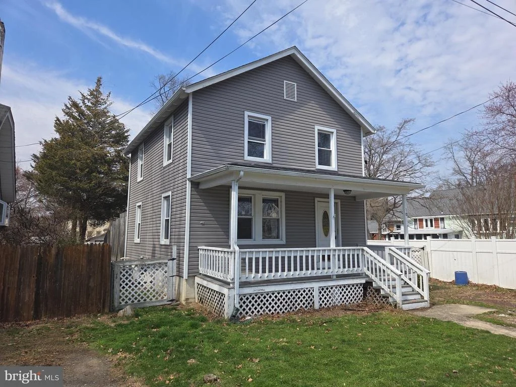 Photo of 10 HAWTHORNE AVENUE