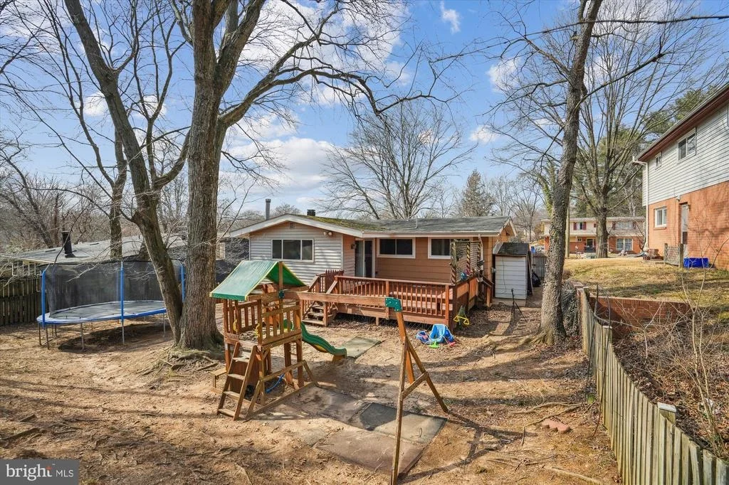 Photo of 11409 FAIROAK DRIVE