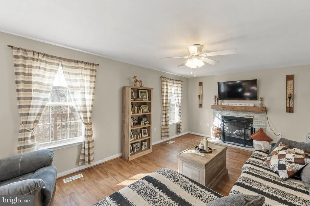 Photo of 1105 HENRY DRIVE